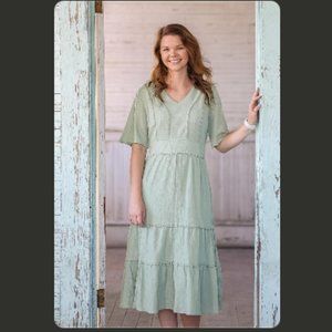 Tea 'n Rose size M dusty mint midi dress 100% cotton